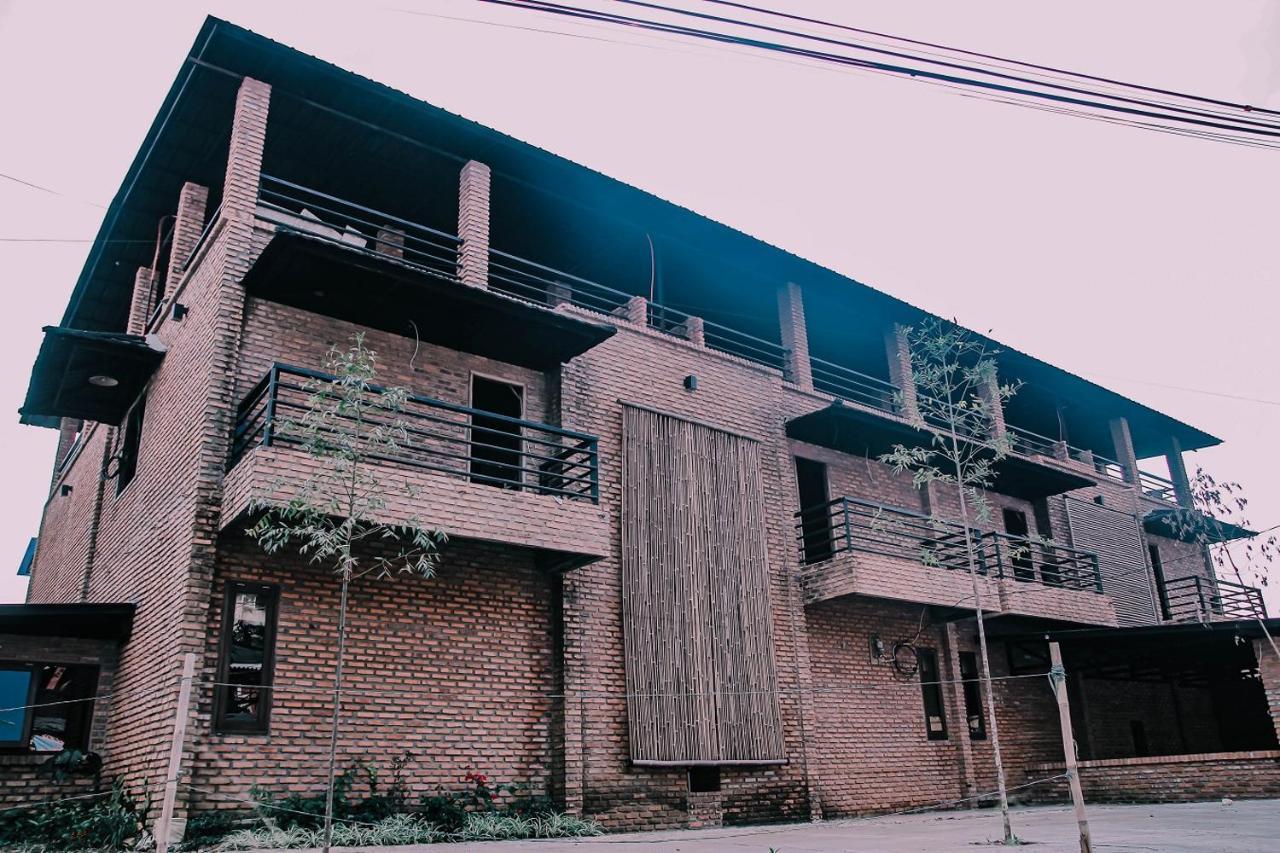 Vila Njd Bogor Luaran gambar